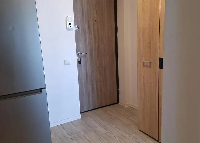 2 Modern In Militari Cu Bucatarie Deschisa Si Parcare Gratuita Apartamento *